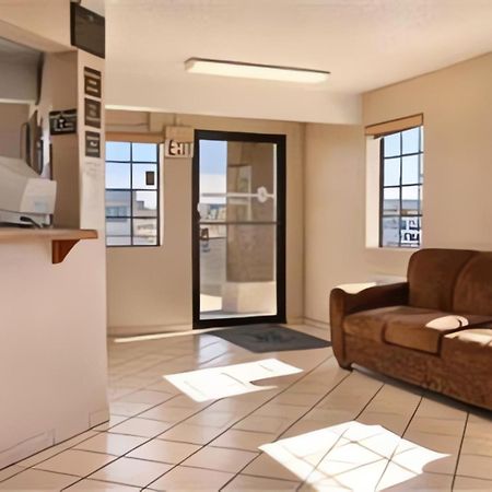 Super 8 By Wyndham Lake Havasu City Wnętrze zdjęcie