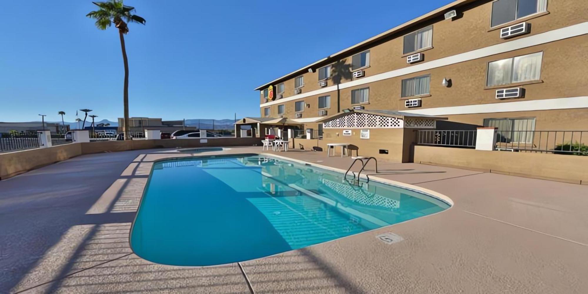 Super 8 By Wyndham Lake Havasu City Zewnętrze zdjęcie